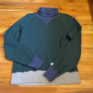 NWOT Todd Snyder/Champion turtle neck